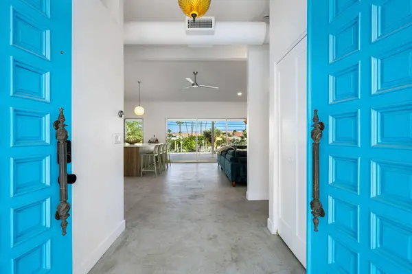 73520 Joshua Tree ST, Palm Desert, CA 92260