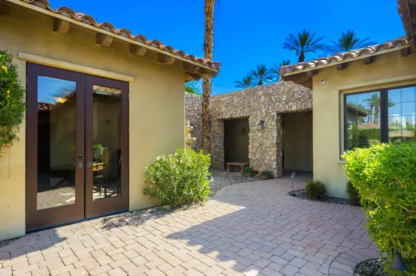56222 Village DR, La Quinta, CA 92253