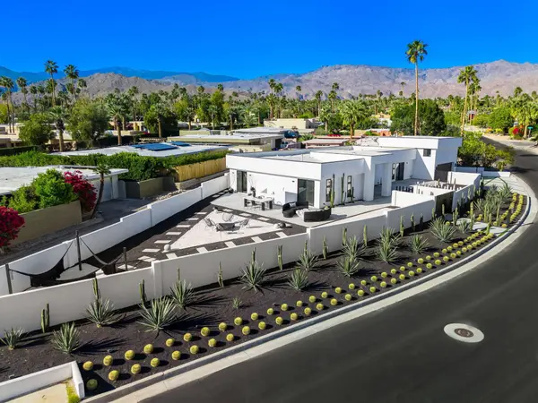 47833 Sun Corral TRL, Palm Desert, CA 92260