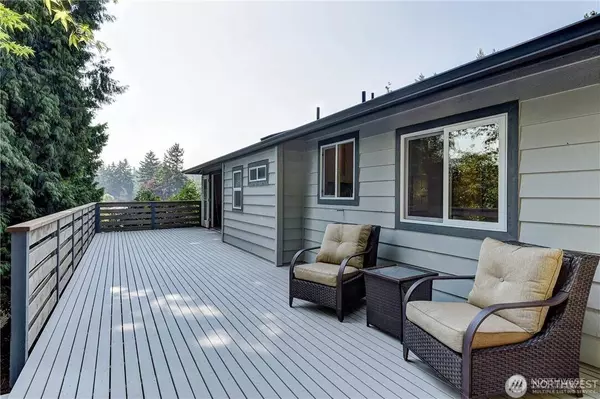 11335 NE 149th ST, Kirkland, WA 98034