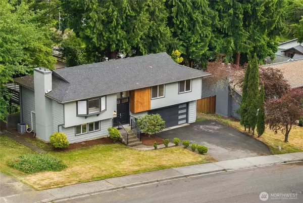 11335 NE 149th ST, Kirkland, WA 98034