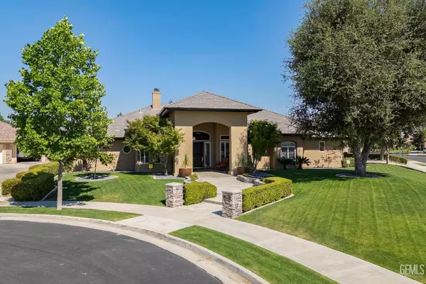 1904 Cricket Park Court, Bakersfield, CA 93311