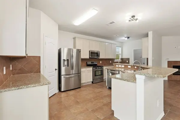 2078 Midlane DR, Conroe, TX 77301