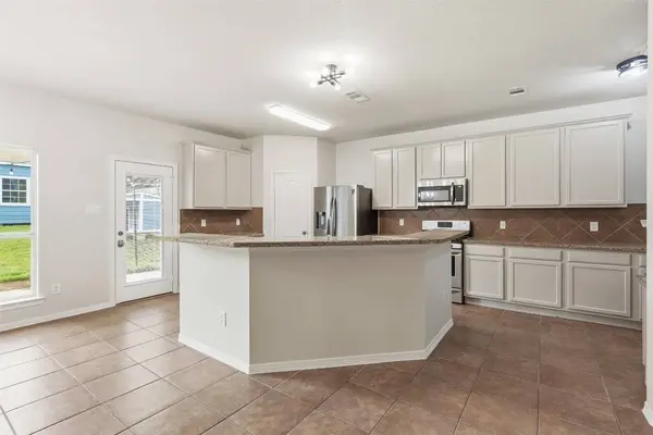 2078 Midlane DR, Conroe, TX 77301