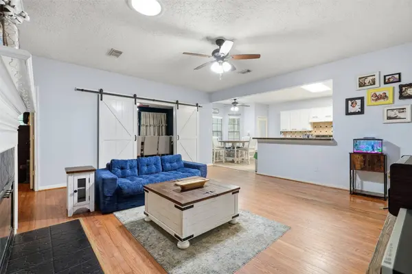 3202 Echo Mountain DR, Houston, TX 77345