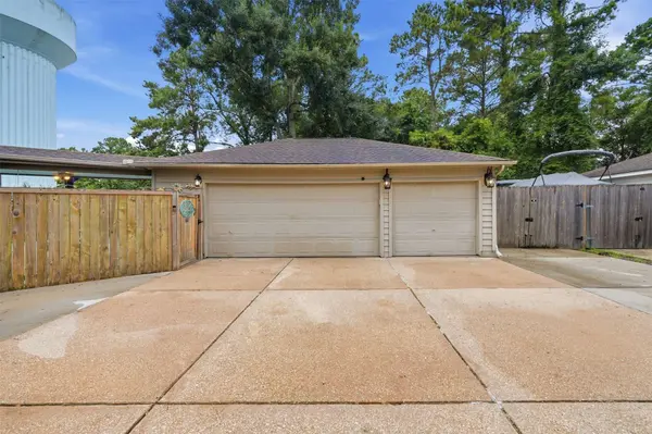 3202 Echo Mountain DR, Houston, TX 77345