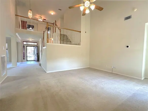 11002 Birch DR, La Porte, TX 77571