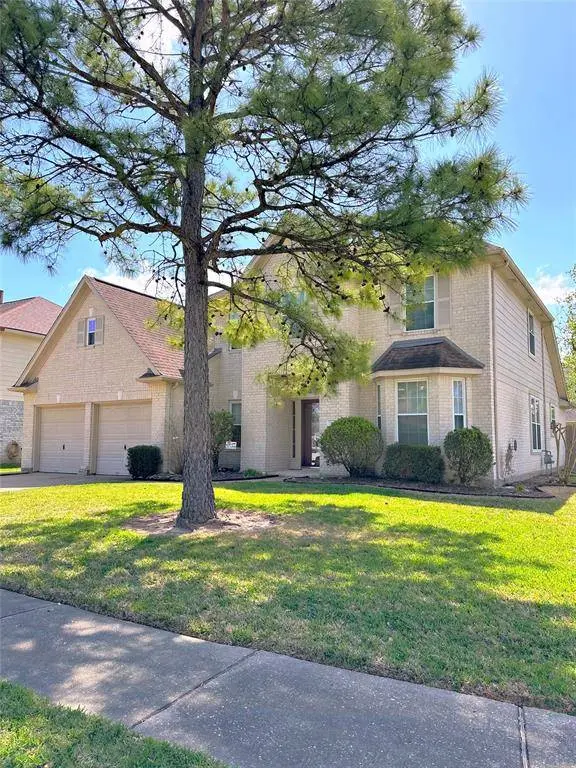 11002 Birch DR, La Porte, TX 77571