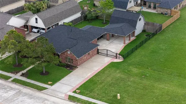 1711 Tempe ST, League City, TX 77573