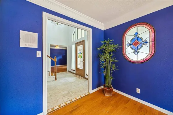 2739 Blue Glen LN, Houston, TX 77073