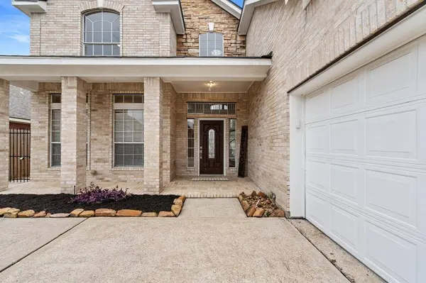 11902 Miramar Shores DR, Houston, TX 77065