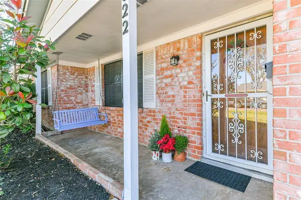 822 N Kaufman DR, Deer Park, TX 77536
