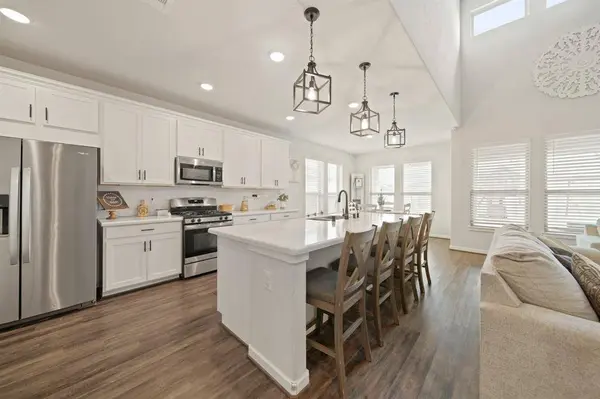 358 Cavil Barrier LN, La Porte, TX 77571