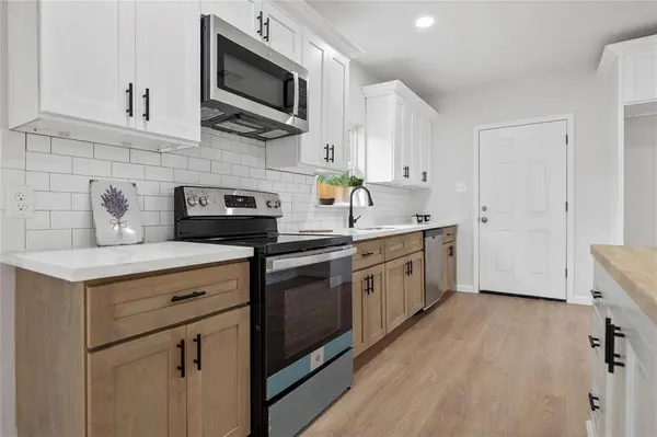 2811 Winbern ST, Houston, TX 77004
