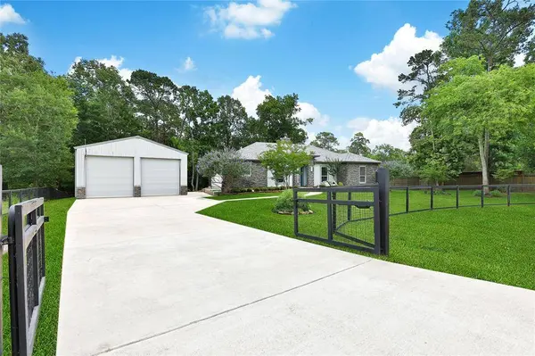28402 Calaveras Creek CT, Houston, TX 77336