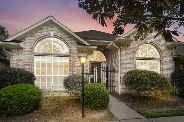 6604 Queensclub DR, Houston, TX 77069