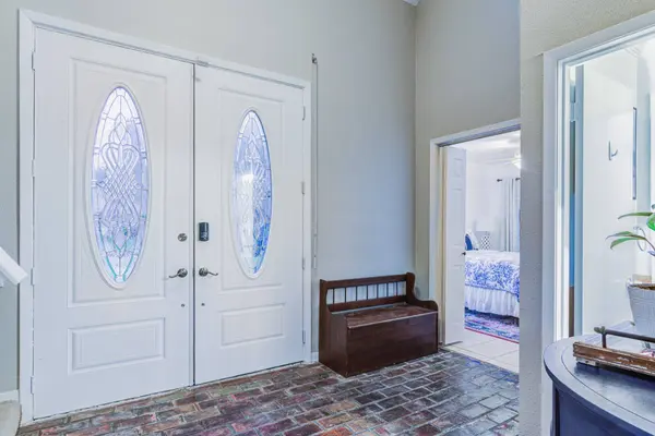 16402 Clearcrest DR, Houston, TX 77059