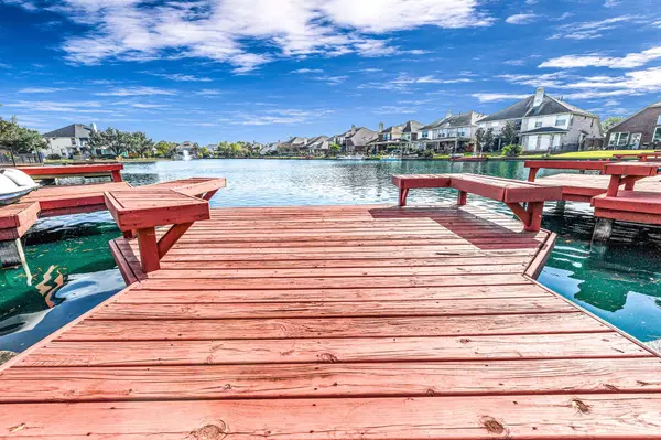 12015 Quiet Water CT, Houston, TX 77065