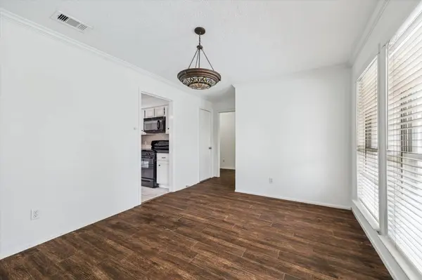 607 Oak Harbor DR, Houston, TX 77062