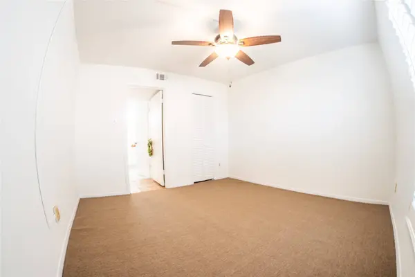 4135 Young ST, Pasadena, TX 77504