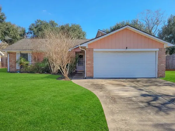 412 Land Grant DR, Richmond, TX 77406