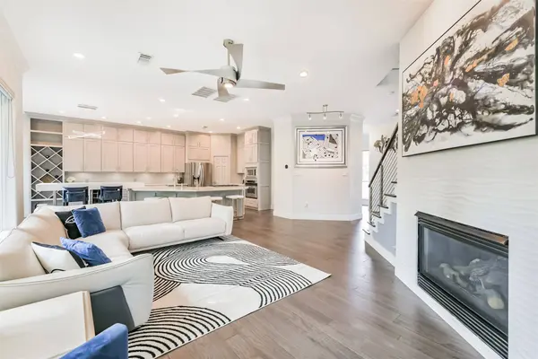 12636 Briar Patch RD, Houston, TX 77077