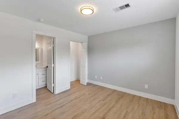 20719 Rio Villa DR, Houston, TX 77049