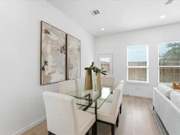 866 Rachel Street #E, Houston, TX 77091