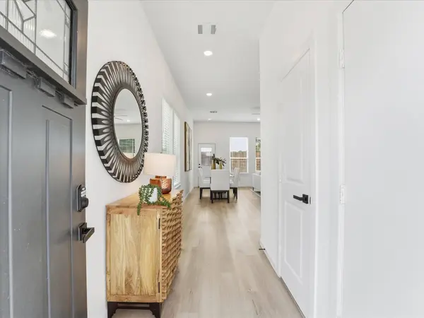 866 Rachel Street #E, Houston, TX 77091