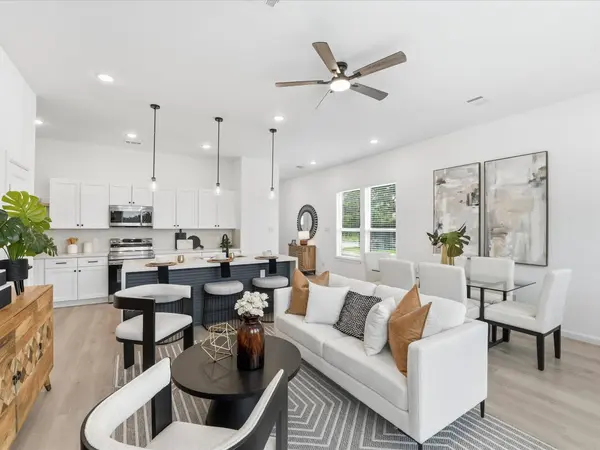 866 Rachel Street #E, Houston, TX 77091