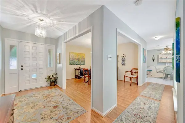 15518 Pleasant Valley RD, Houston, TX 77062