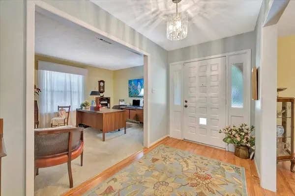 15518 Pleasant Valley RD, Houston, TX 77062