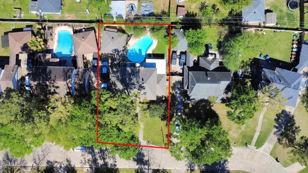 18010 Bambriar DR, Houston, TX 77090