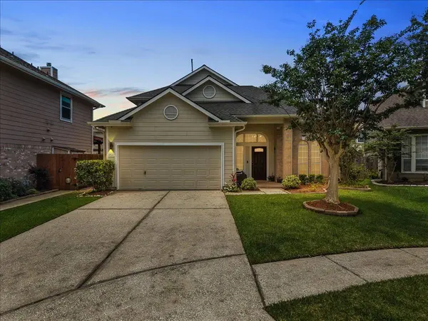 1823 Calypso Cove CT, Pasadena, TX 77586