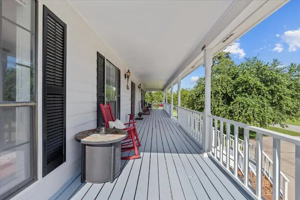 518 Seagrove ST, La Porte, TX 77571