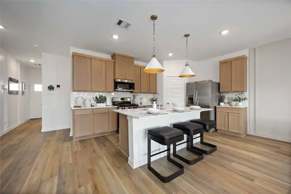 2624 McHenry Landing LN, Houston, TX 77051