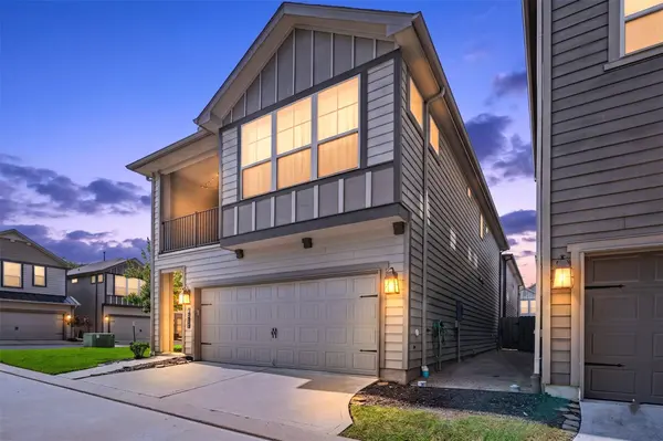 9312 Bauer Vista DR, Houston, TX 77080