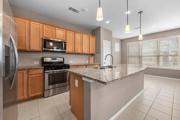 9312 Bauer Vista DR, Houston, TX 77080
