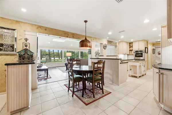 13131 Holston Hills DR, Houston, TX 77069