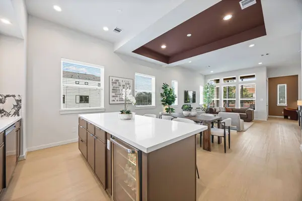 1815 Maury ST, Houston, TX 77026