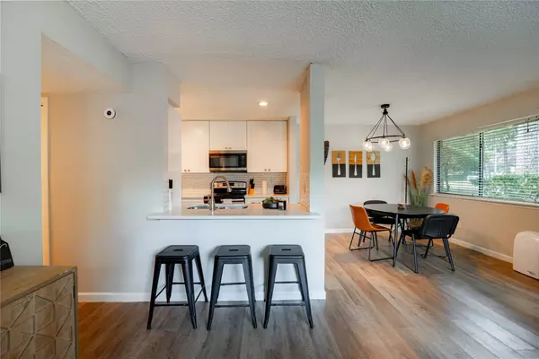 12050 Mighty Oak DR #A, Houston, TX 77066