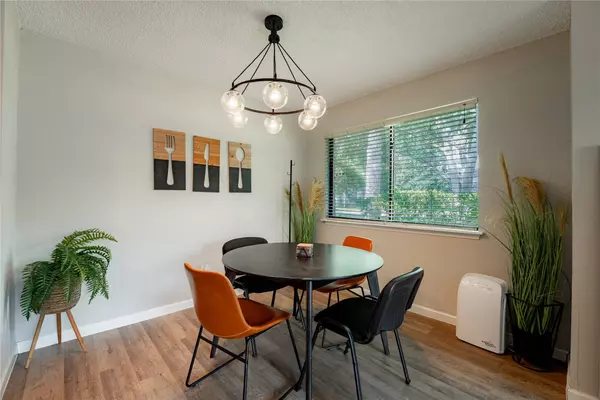 12050 Mighty Oak DR #A, Houston, TX 77066