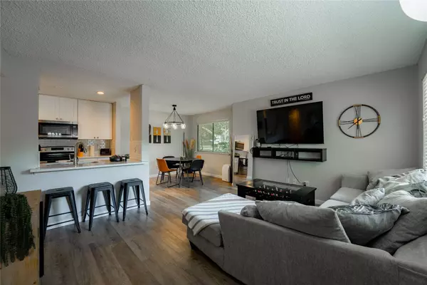 12050 Mighty Oak DR #A, Houston, TX 77066