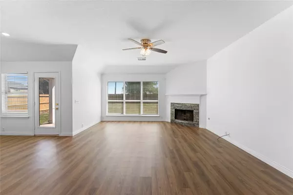 3123 Farrel Hill ST, Fresno, TX 77545