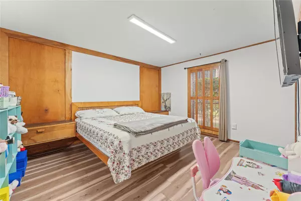 2617 Marilee LN #1, Houston, TX 77057