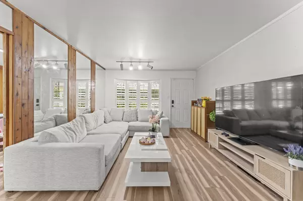 2617 Marilee LN #1, Houston, TX 77057