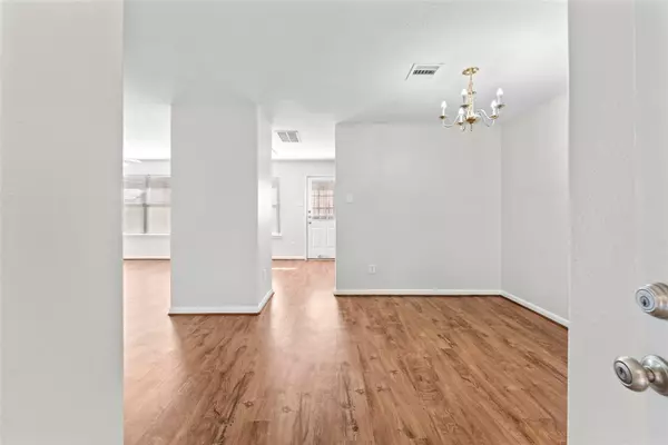 802 Blanchard Hill LN, Houston, TX 77047