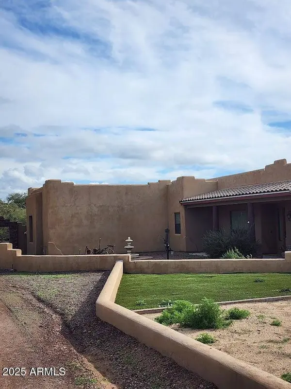 48012 N 16TH Lane, New River, AZ 85087