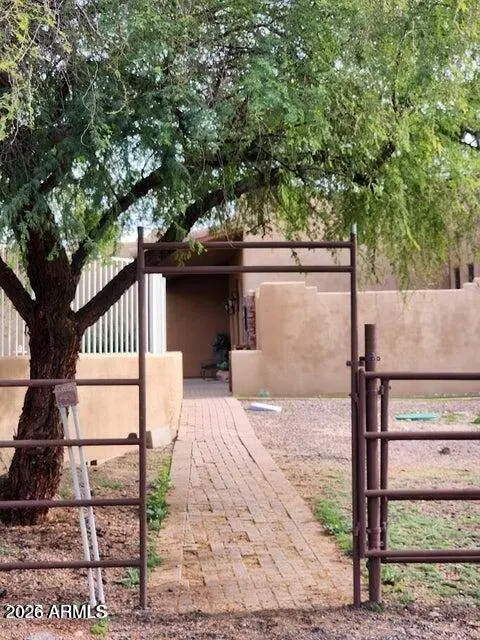 48012 N 16TH Lane, New River, AZ 85087