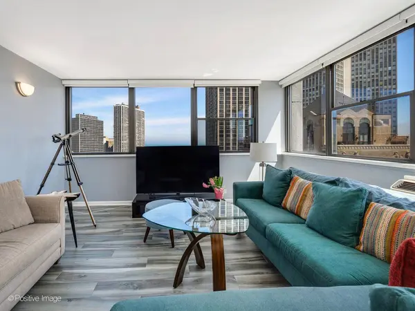 2700 N HAMPDEN CT #16C, Chicago, IL 60614